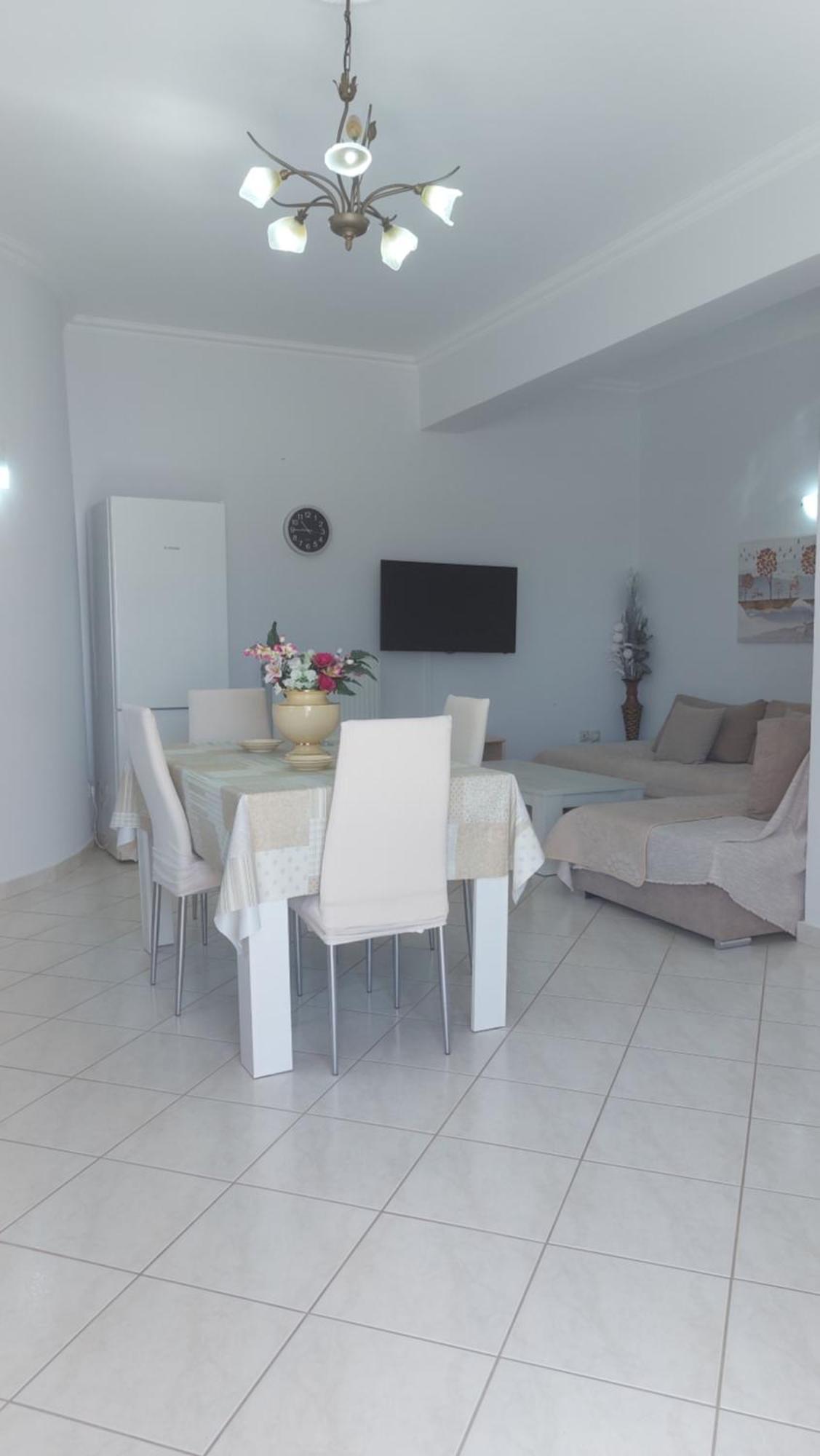 Turla'S Apartment Дассия Экстерьер фото